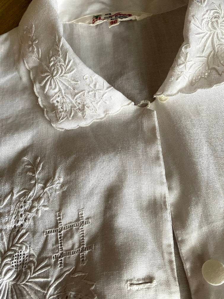 Vintage 1960-70s linen blouse with floral hand embroidery