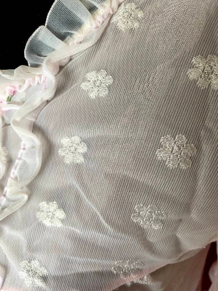 Vintage 1960s nylon night gown - night shift with flower embroidery and puffy sleeves