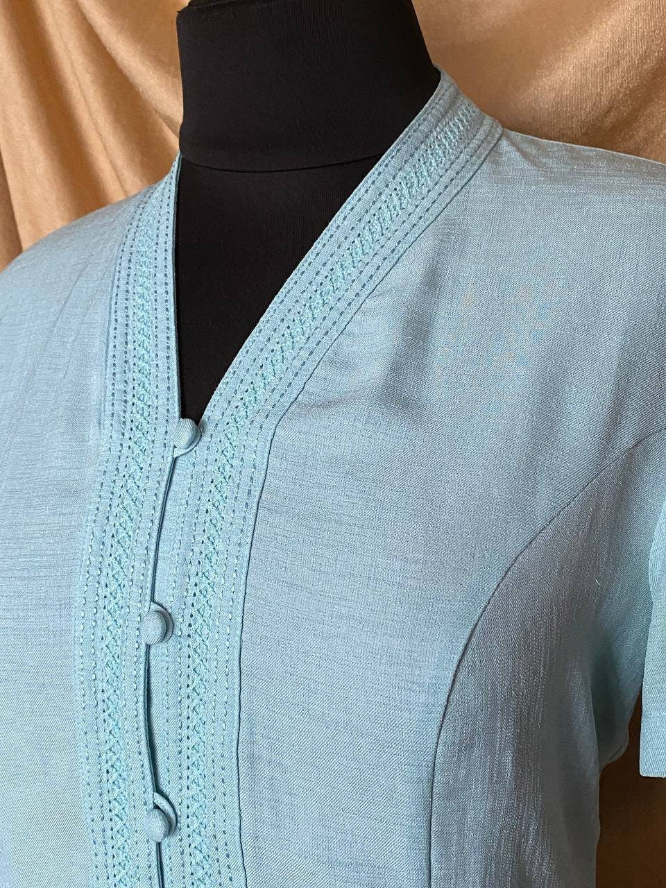Vintage 1980s-1990s baby blue blouse - Embroidered blouse