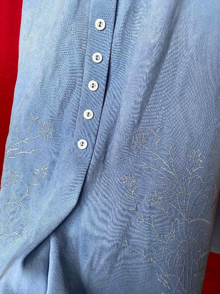 Vintage sky blue embroidered skirt - 1980s button up skirt
