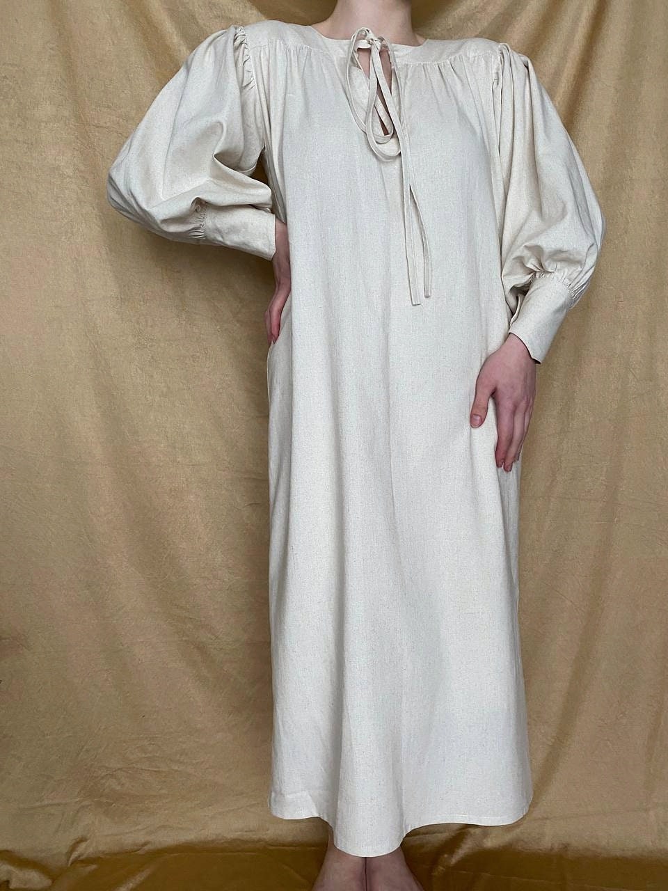 Long 18th century inspired Pirate style chemise - linen shirt/blouse with puffy sleeves - historical unisex chemise, Victorian, Renaissance