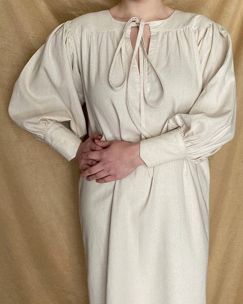 Long 18th century inspired Pirate style chemise - linen shirt/blouse with puffy sleeves - historical unisex chemise, Victorian, Renaissance