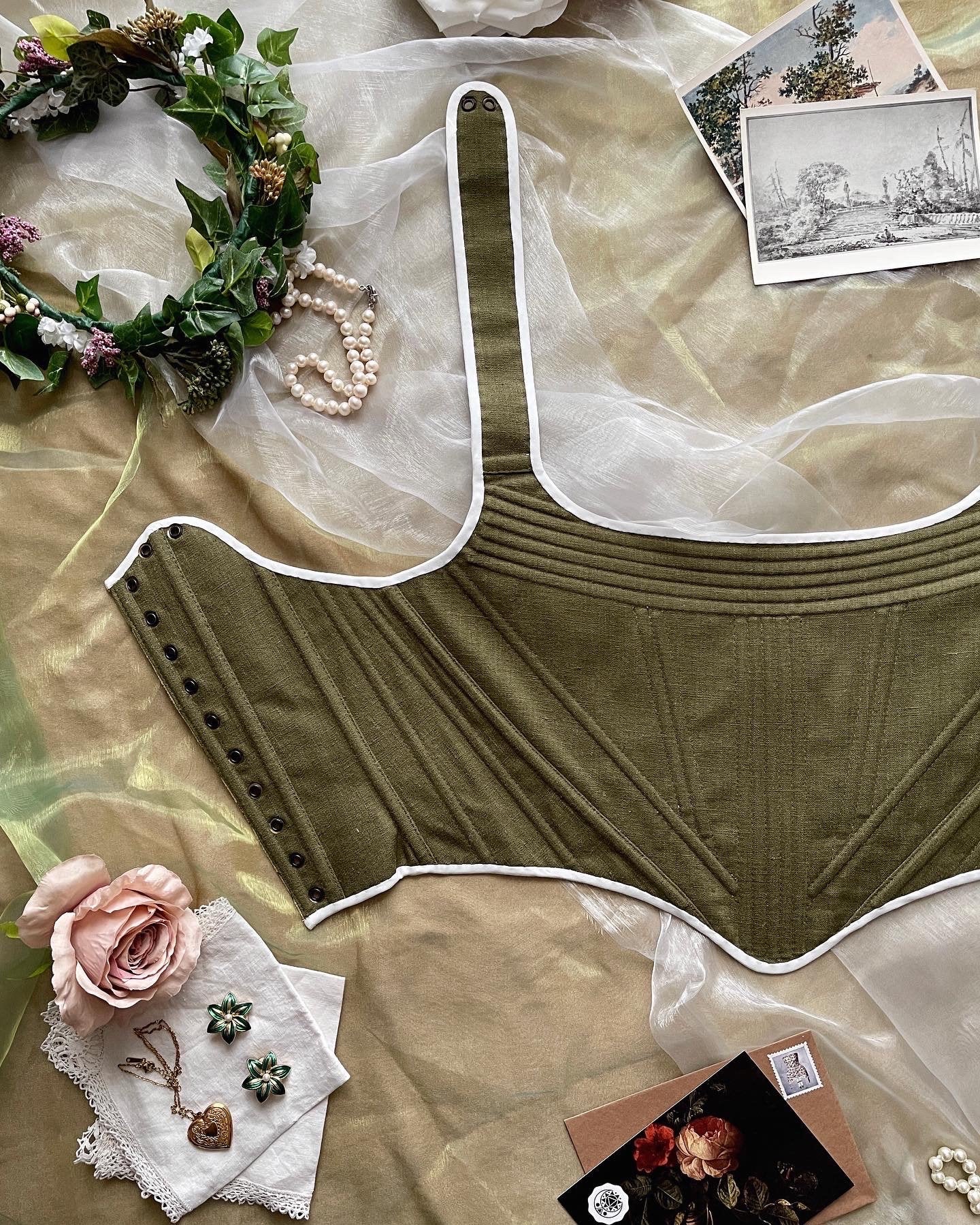18th Century Style Corset "Devotion" – Reversible Overbust/Midbust Half-Boned Stays – Renaissance Peasant Bodice & Elizabethan