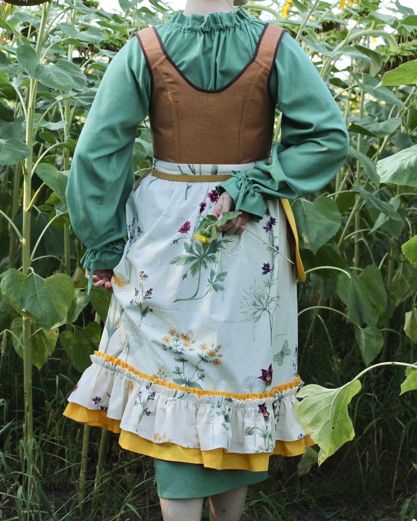 Vintage Inspired Set “Botanica” - Midi-Skirt With A Double Ruffle - Detachable Pocket - Floral Skirt With Buttons