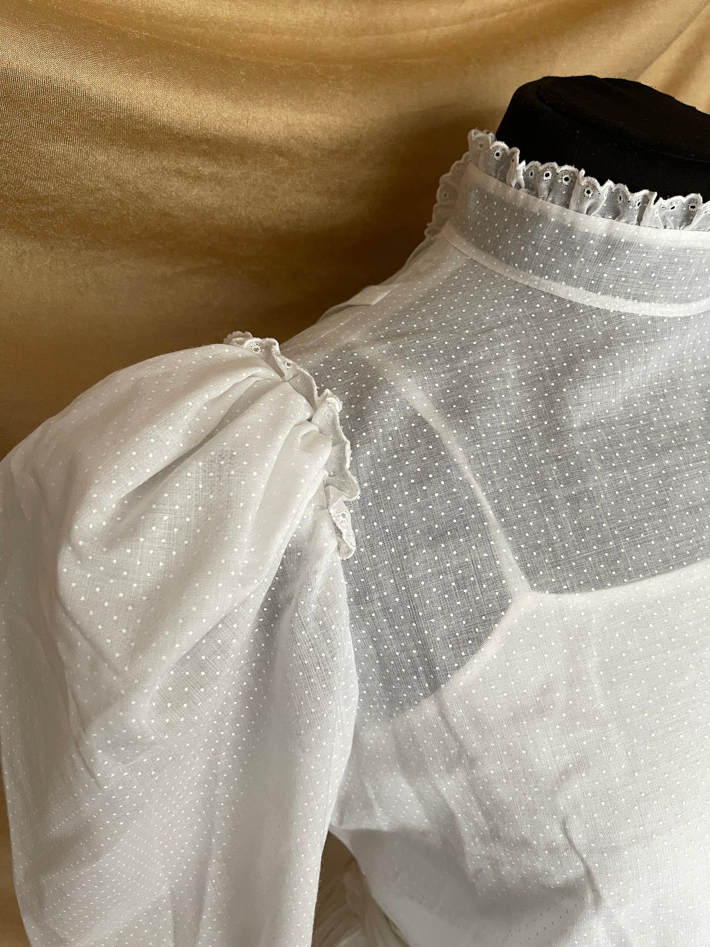 1970s does Edwardian vintage wedding dress, summer white muslin dress, Edwardian style white dress
