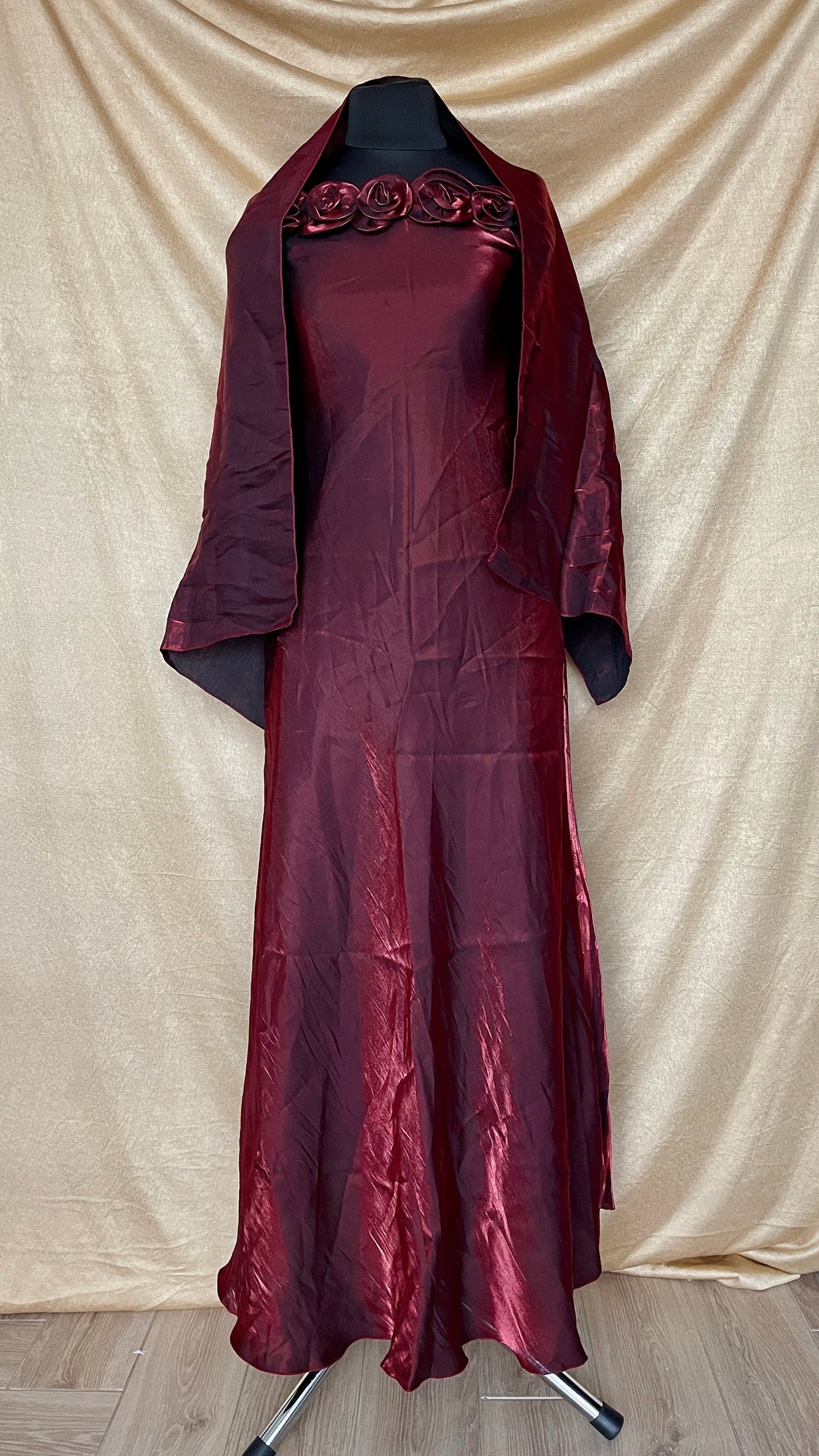 Vintage 1990s Evening Dress With A Matching Shawl - Iconic 1990s Red Carpet Style Dress - Cocktail Dress - Long Slip Dress