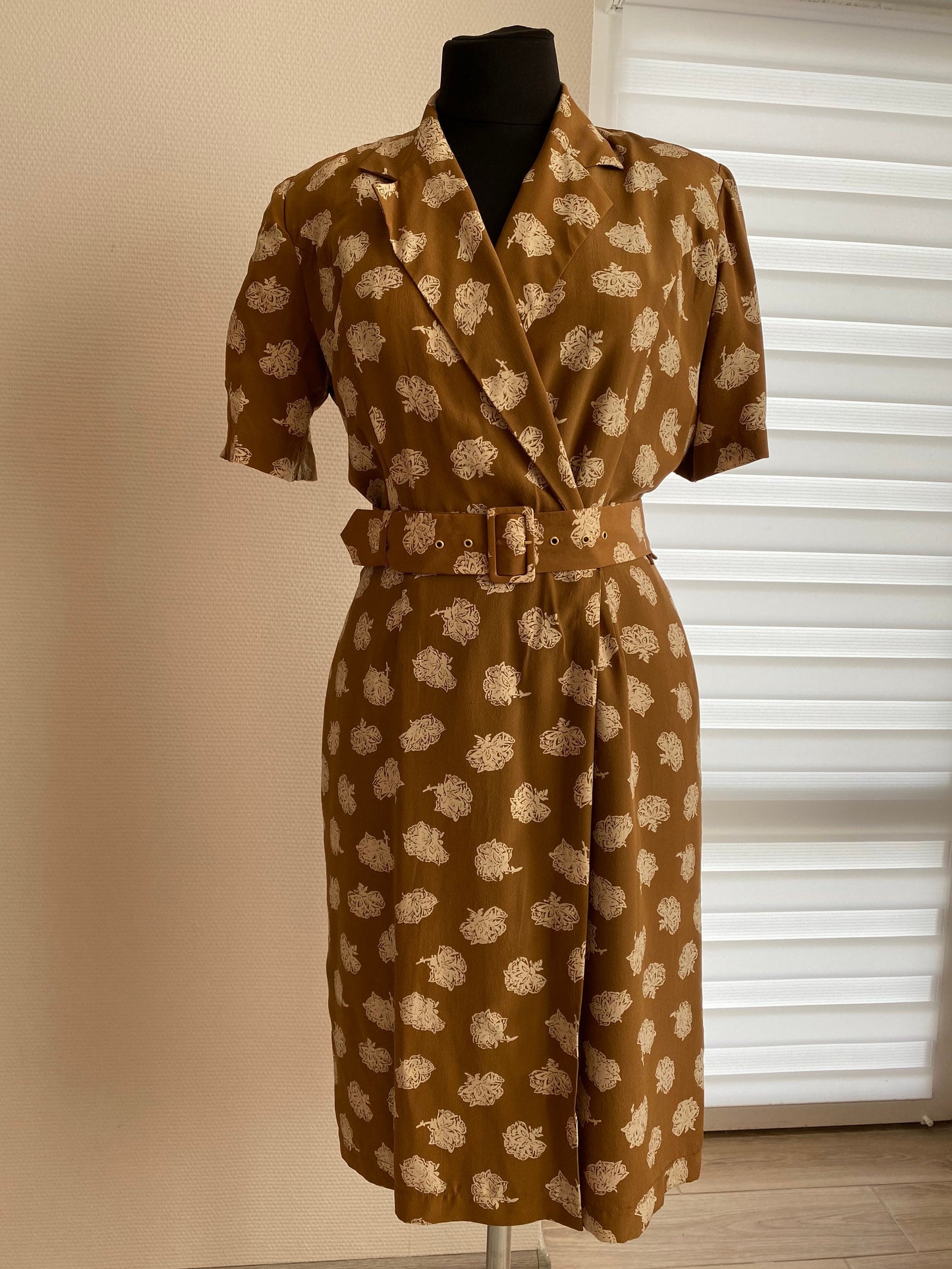 Vintage wrap silk dress - 80s does 40s dress - vintage style dress - 1980s fashion