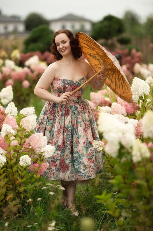 Vintage Inspired Corset Dress "Bloom" – 1950s Sweetheart Neckline Mid Century Swing Dress