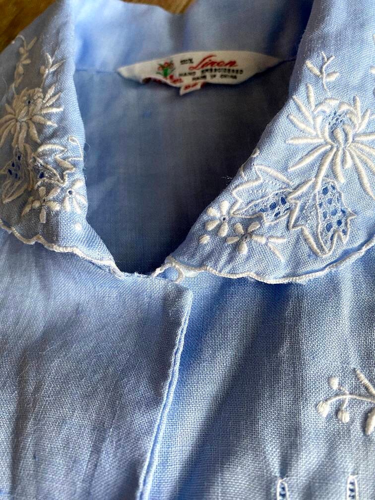 Vintage 1960-70s linen blouse with floral hand embroidery
