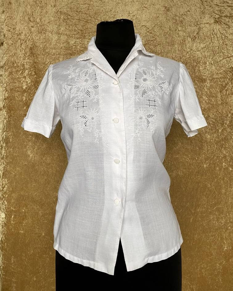Vintage 1960-70s linen blouse with floral hand embroidery