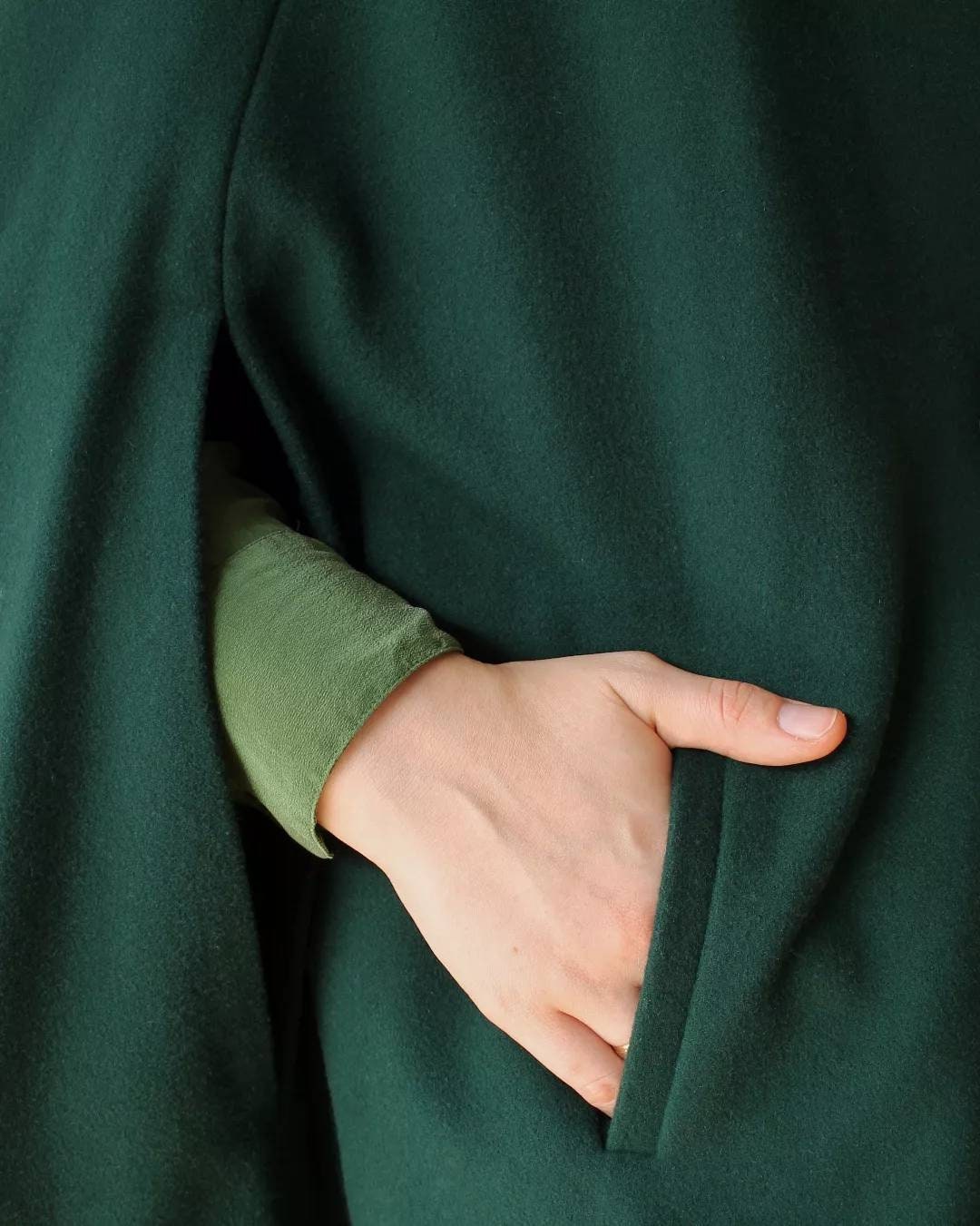 Hooded Cape "Linden" - Raglan Woollen Cape - LOTR Inspired Fantasy Cape With Leaf Decoration - Hobbit Style Coat