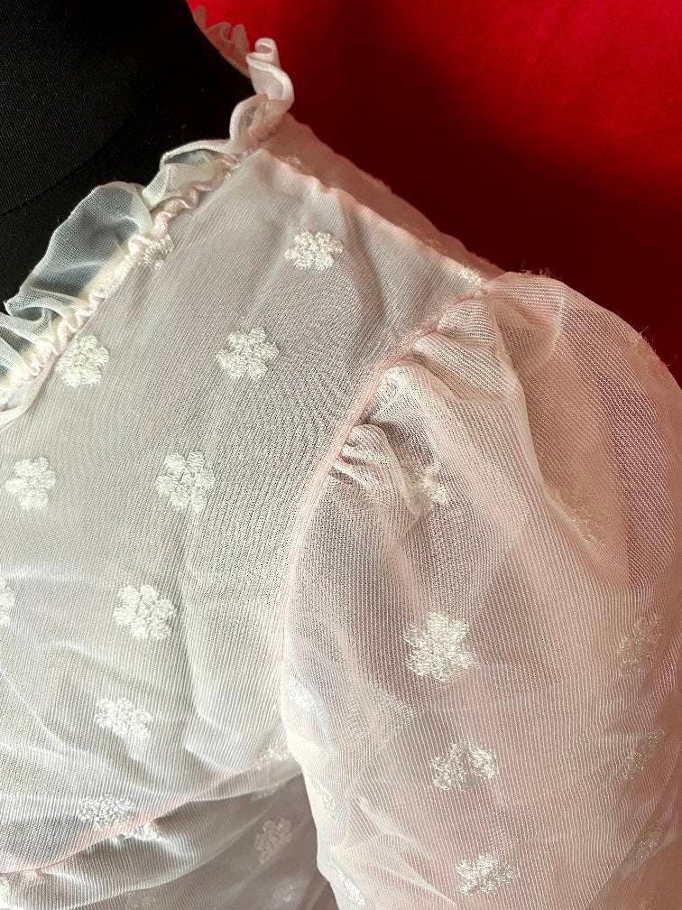 Vintage 1960s nylon night gown - night shift with flower embroidery and puffy sleeves