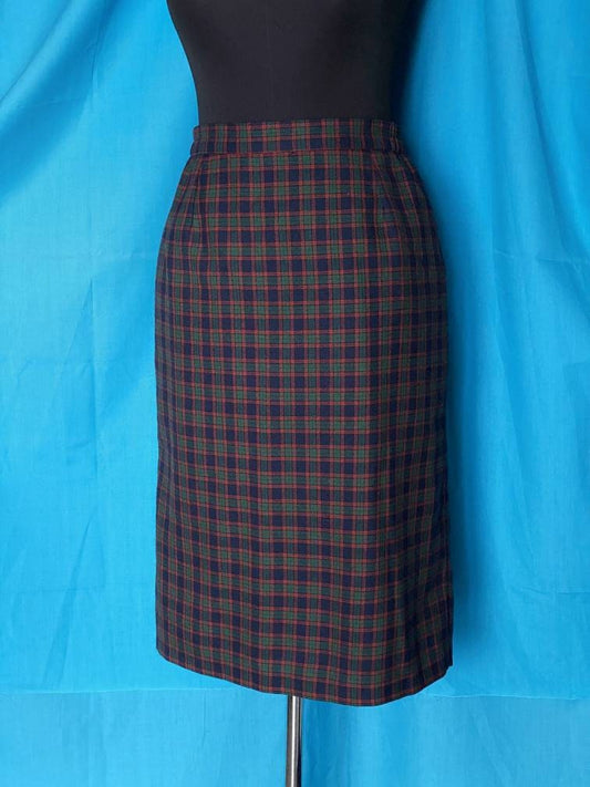 Vintage plaid pencil skirt - 1990s does 1940s - straight skirt