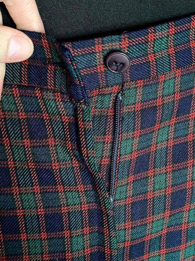 Vintage plaid pencil skirt - 1990s does 1940s - straight skirt