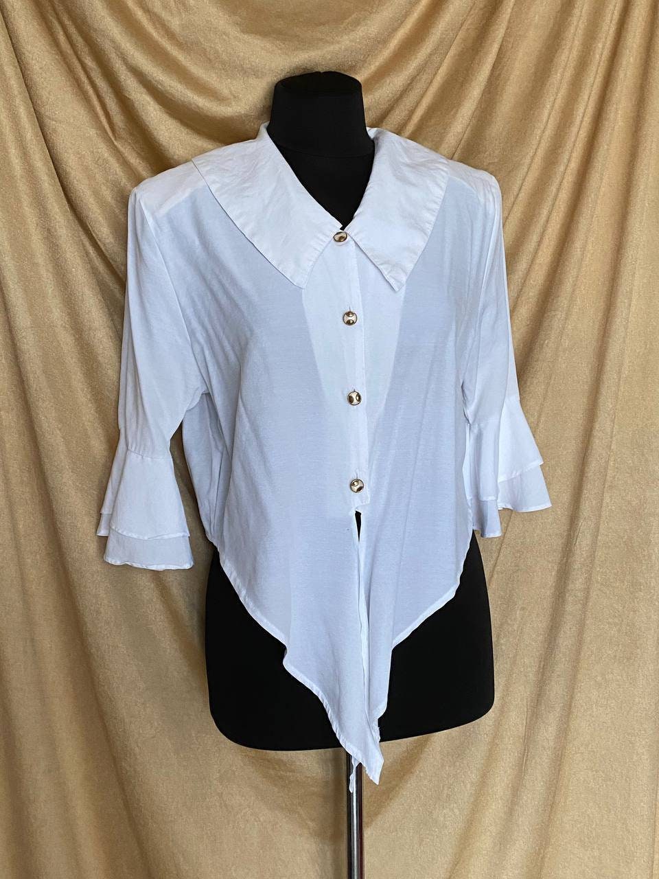 Vintage 1980s bottom tie blouse with frilly sleeves and wide collar