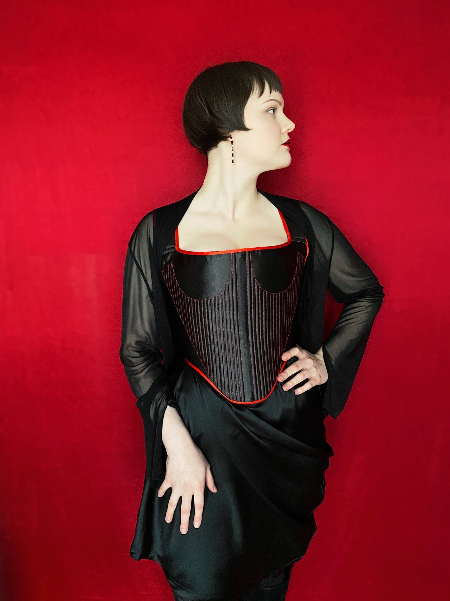 Handmade Ready To Ship Corset “Drama” - 17th Century Style Stays  - Reversible MidBust Corset - Historical Stays