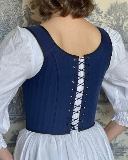 Tudor-Inspired Stays "Majesty" – Reversible Historical Fully Boned Renaissance Corset – 16th-17th Century Elizabethan Stays